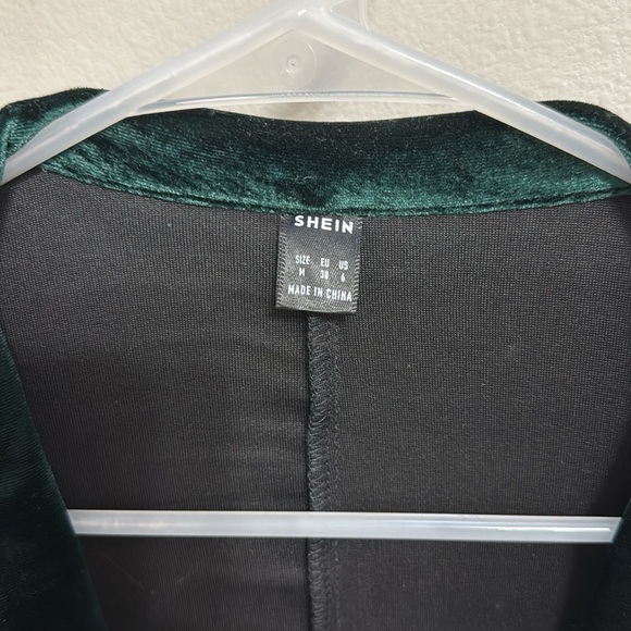 Women’s Chiquease Lapel Neck Single Button Green Velvet Blazer & Skirt Set. Sz M - Picture 7 of 16